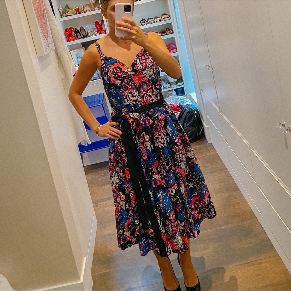 Marc Jacobs sundress w full skirt!